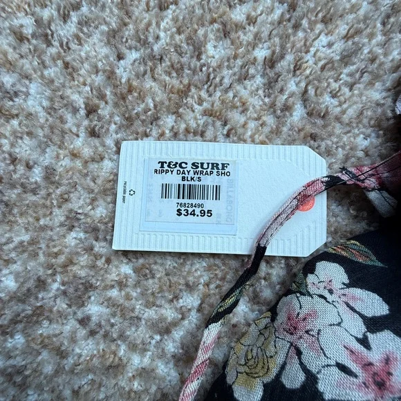 NWT Billabong Trippy Day Shorts Size small Tie Front Stretch New Black Floral - Picture 4 of 4